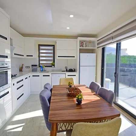 וילה Stunning 4-bed Private Pool Sauna & Hammam