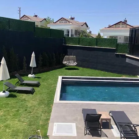 Stunning 4-bed Private Pool Sauna & Hammam Villa